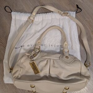Marc By Marc Jacobs Cream Leather Handbag